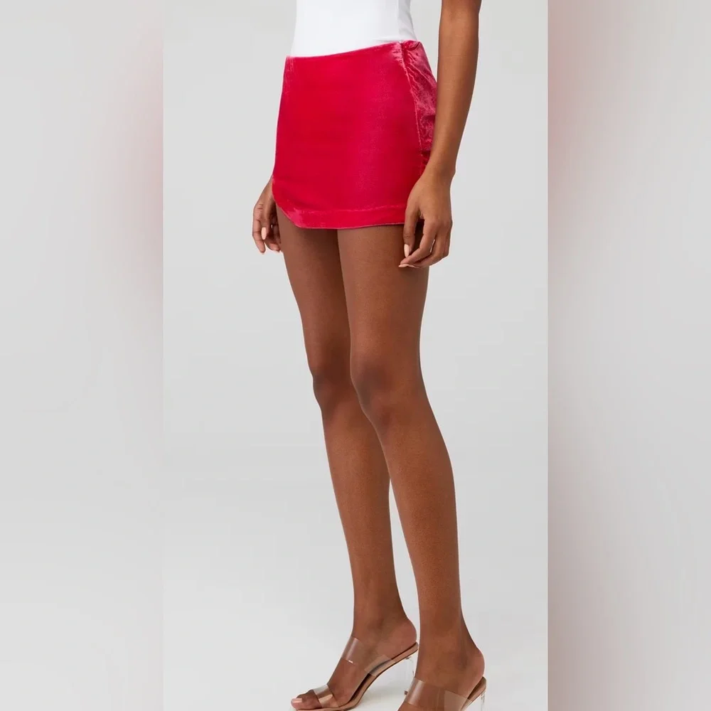 FREE PEOPLE
ANNALISE VELVET MINI SKIRT - Picture 2 of 8